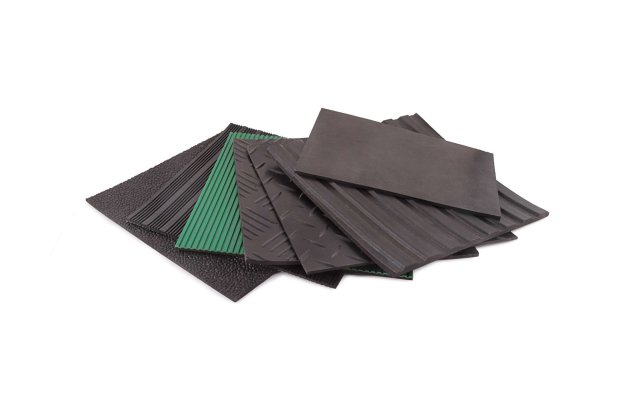 Novinky v Exvalosu -  pryžové koberce a desky